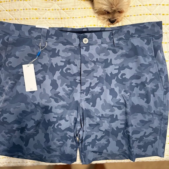 NWT Southern Tide Performance Shorts - Picture 5 of 5